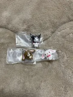 サンリオキャラクターズ　オールスターズめじるしアクセサリー　シュガーバニーズ