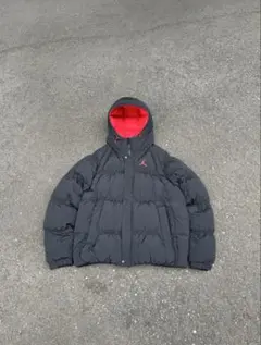 NIKE AIR JORDAN PUFFER JACKET ブラック レッド