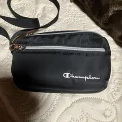 Champion ブラック ショルダーバッグ