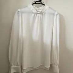 GU スタンドカラーブラウス