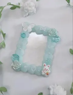 【4】ミントグリーン　うさぎ　硬質ケースデコ ホイップデコ トレカケース 推し活