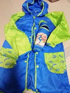 アンパンマン レインコート 　110 ケース付き