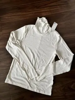 新品タグ付き　ソフトリブ　タートルネックT 長袖