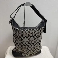 COACHオリジナルパターン ショルダーバッグ　N o,K2K-6345