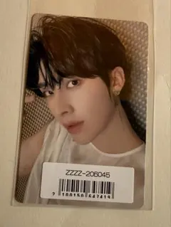 zerobaseone リッキー 白衣装 トレカ