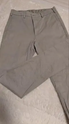 UNIQLO ベージュ チノパン ウエスト73cm