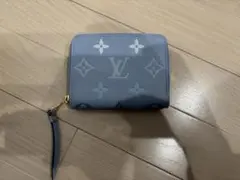 新品　ルイヴィトン　ジッピーコインパース　グラデーションブルー　汚れあり