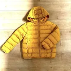 UNIQLO キッズ　ダウン　140