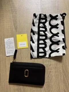 MARC JACOBS THE SHADES CASE ポーチ - メルカリ
