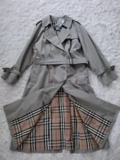2025年最新】BURBERRYスプリングコートの人気アイテム - メルカリ
