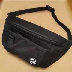 UNITED GARMENTS ブラックボディバッグ