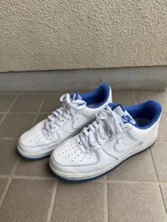 ナイキエアフォース1 スニーカー