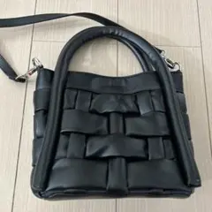 MONO COMME CA編み込みショルダーバッグ ブラック