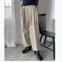 アパートバイ ツータックリネンライクワイドパンツ L ベージュ ひもベルト付き♪