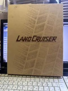 トヨタ ランドクルーザー 50周年記念誌 1951-2001 4x4マガジン - メルカリ