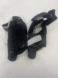 バーネススタイル　シューズ　Mサイズ