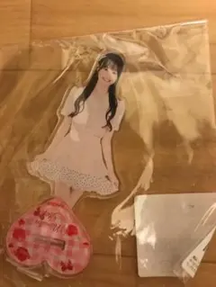 AKB48 伊藤百花 アクスタ&缶バッジ&オリジナルカード セット - メルカリ