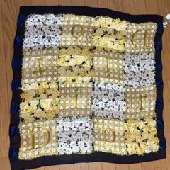 Christian Dior 花柄シルクスカーフ　新品　未使用