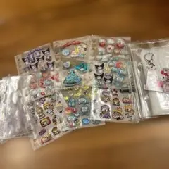 キーホルダー、リフィル付き　シール帳 完成版