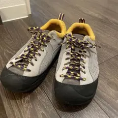 美品　keenスニーカー
