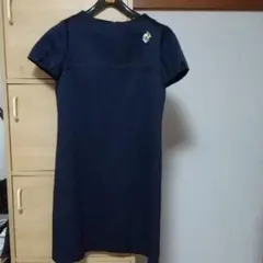 スープ紺色ワンピースのサムネイル