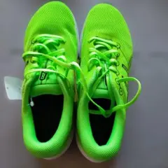 新品 ASICS LAZERBEAM スニーカー ネオングリーン 25センチ