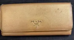 プラダ長財布