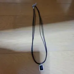 ブラックストーン スクエアチャーム ネックレス