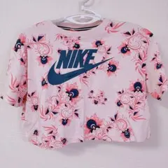 NIKE クロップド丈　Tシャツのサムネイル