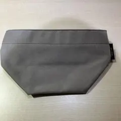 エルベシャプリエ ポーチ