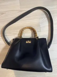 バンブーハンドル 黒レザーショルダーバッグ