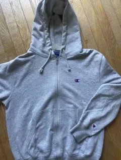 【本日限定セール】チャンピオンパーカーSサイズ　訳あり　24時間以内に発送