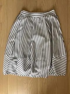 ストライプバルーンスカート