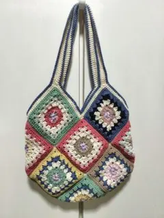 グラニーバック　コットン　ハンドメイド　持ち手抜きサイズ30✕29cm