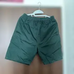 本日発送‼️WEGOダークグリーン ショートパンツ (サイズM)のサムネイル