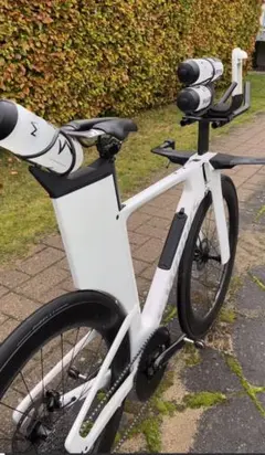 Item thumbnail for item 9de74d73-3b2e-4616-becd-4ad0751cec0d