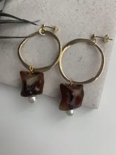no.378 ゴールドフープ×ブラウンスクエアパールピアス[nohea]