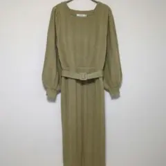 美品 MOUSSY スクエアネック パフスリーブ ニットワンピース カーキ F