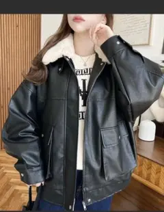 販売枚数5万枚突破！ファーティペット付き（取り外し可能）フェイクレザーブルゾン