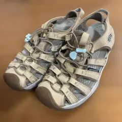 KEENアストリアウエスト24.5㎝スポーツサンダル