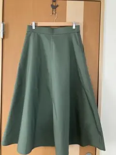 ストレッチコットンブレンドサーキュラースカート（丈標準）Ｌ　オリーブ ユニクロ