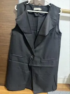 ブラック ノーカラーベスト