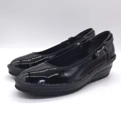 未使用 Doruche ドルチェ レザー エナメル パンプス 23.5cmのサムネイル
