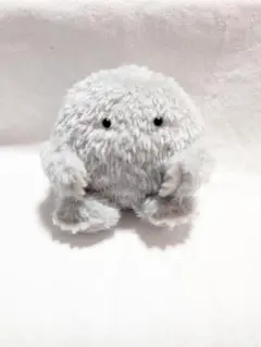 ハンドメイド まん丸 グレーのイエティ ぬいぐるみ