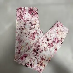 GAP Fitピンク系小花柄レギンス