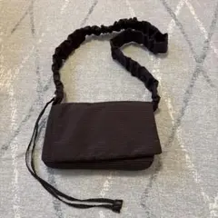 ブラックナイロンショルダーバッグ