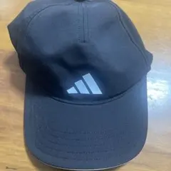 adidas 黒 キャップ 男女兼用