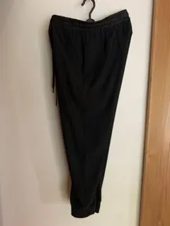 PLST ジョガーパンツ　ブラック　ストレッチ　Sサイズのサムネイル