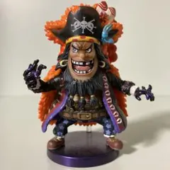 ONE PIECE ワールドコレクタブルフィギュア　黒ひげ　リペイント