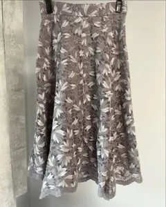 JILL BY JILLSTUART フレア花柄レーススカートのサムネイル